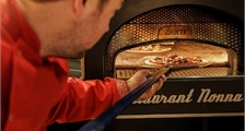 Pizza zum Mitnehmen in Center Parcs Erperheide