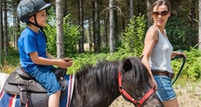 Ponyreiten in Center Parcs Le Lac d'Ailette
